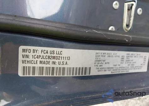 2021 Jeep Cherokee Latitude Fwd z USA, uszkodzony, nr VIN 1C4PJLCB2MD211113